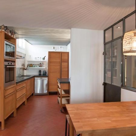 Charming And Large Duplex Flat With Beautiful Terrace In Avignonアパートメント エクステリア 写真